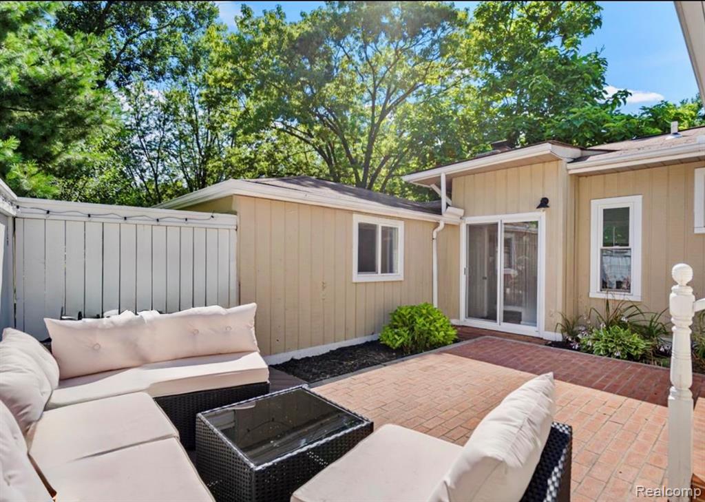 6333 Harriet Drive, Waterford, MI 48327 — Photo 40