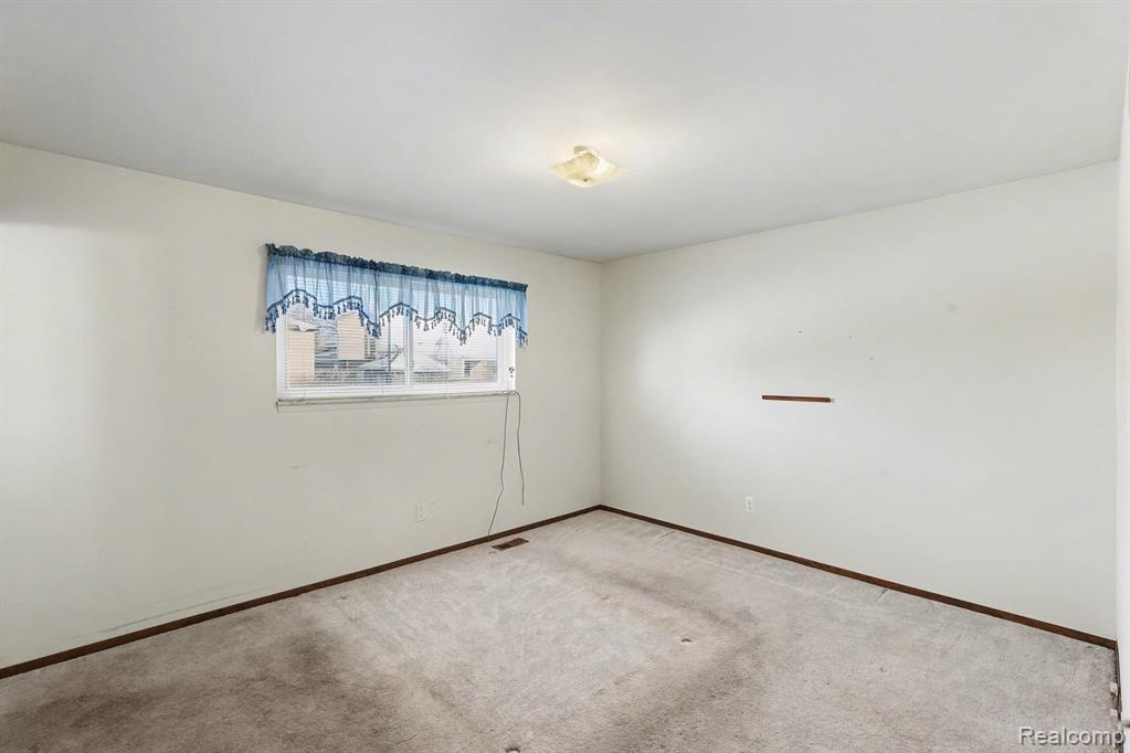 4135 Rose Mary Drive, Sterling Heights, MI 48310 — Photo 11