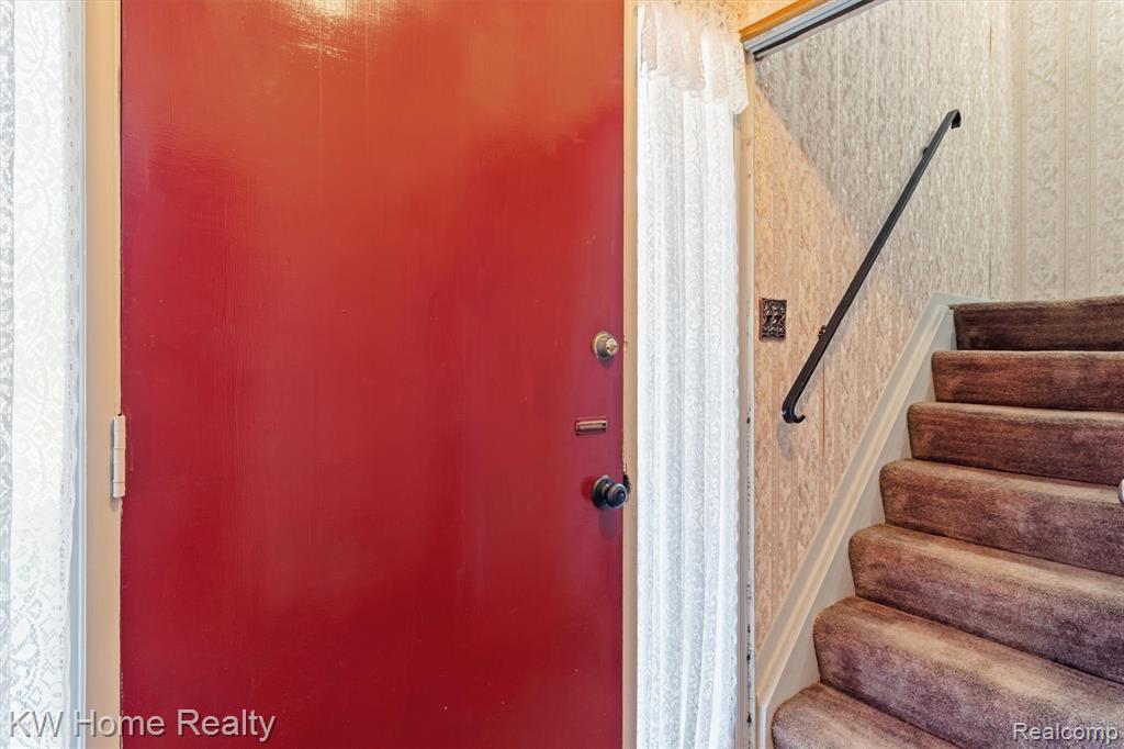 41708 Bedford Drive, Canton, MI 48187 — Photo 3