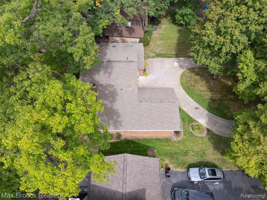 6026 Venice Drive, Commerce Twp, MI 48382 — Photo 46