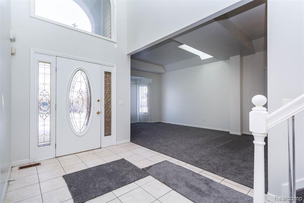 40945 Justin Drive, Sterling Heights, MI 48310 — Photo 5