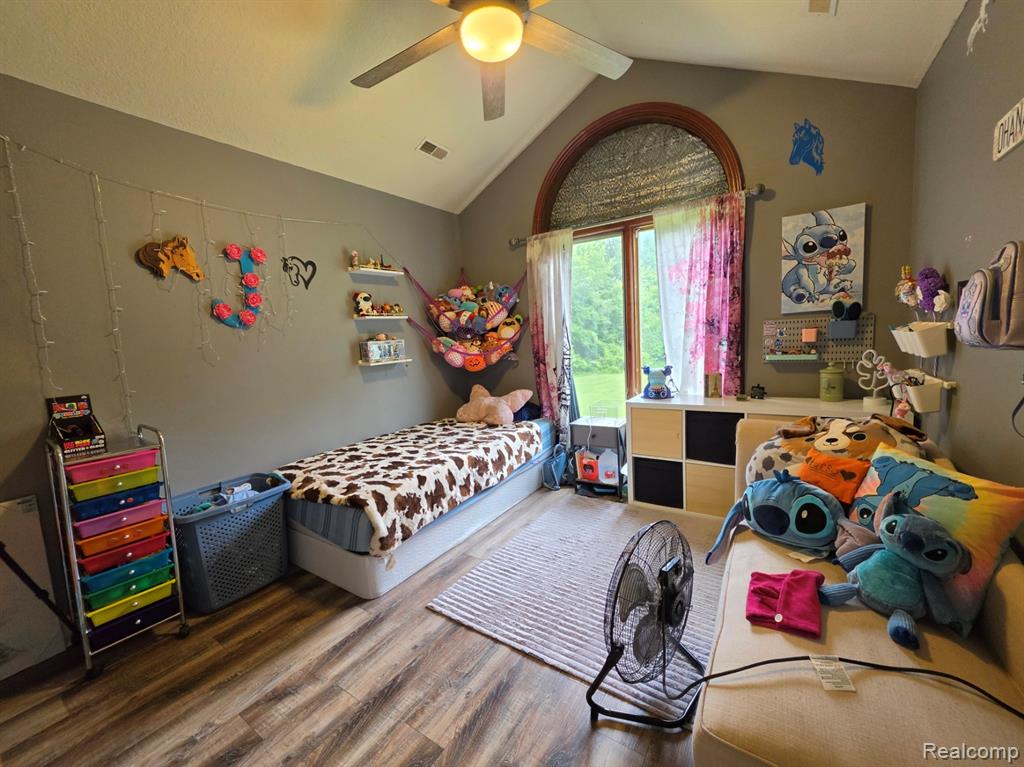 5150 W Carpenter Road, Flint, MI 48504 — Photo 17