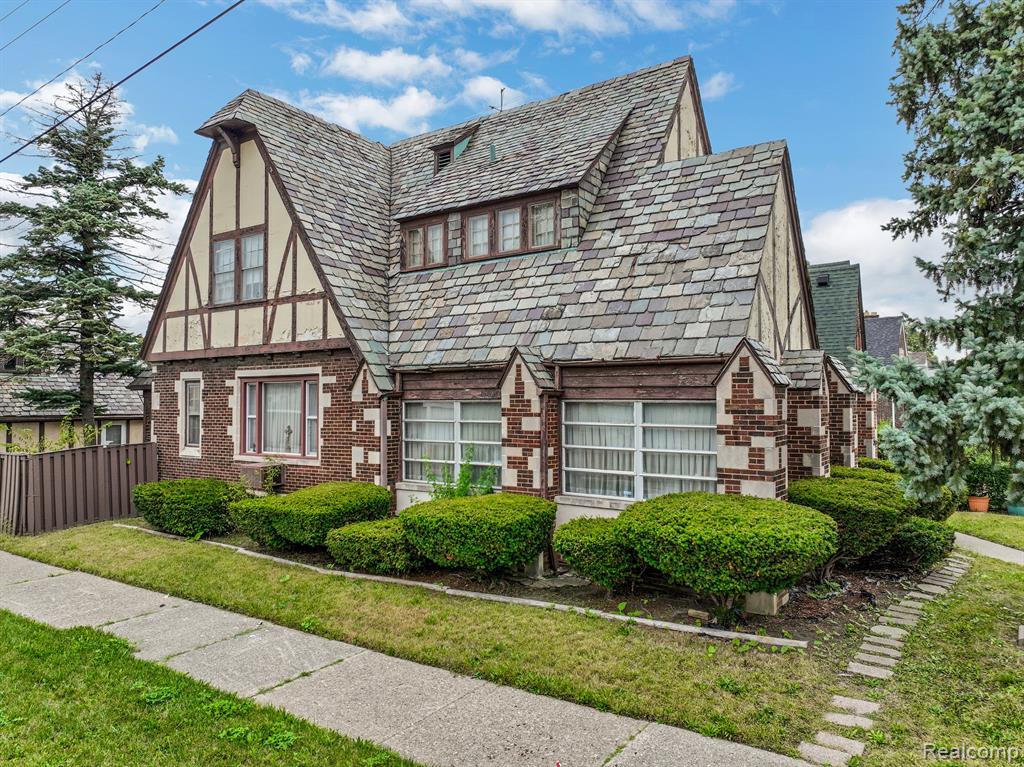 8691 E OUTER Drive, Detroit, MI 48213 — Photo 46