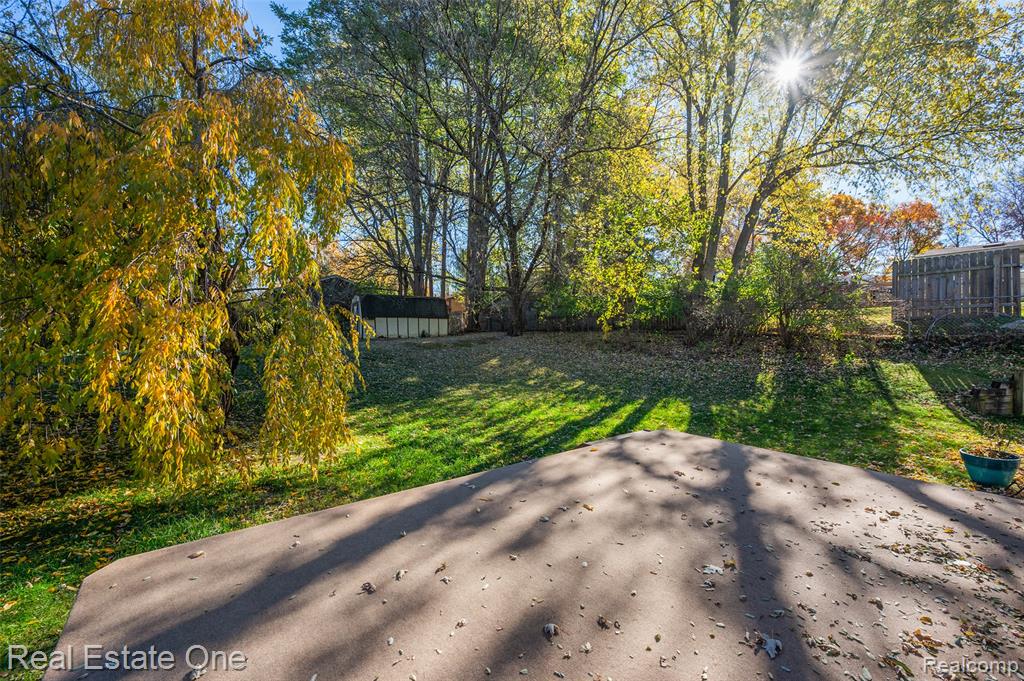 9600 Yale Avenue, Clarkston, MI 48348 — Photo 15
