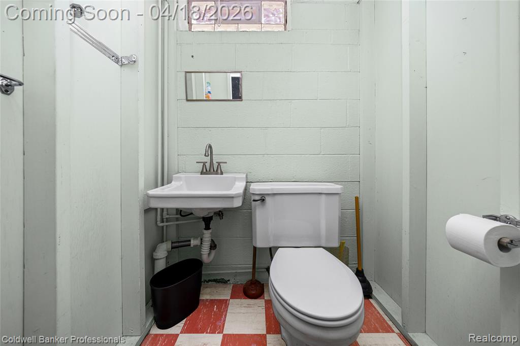 1544 Dorthen Avenue, Grosse Pointe Woods, MI 48236 — Photo 50