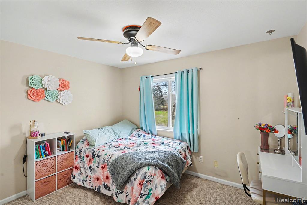 90 S Elm Grove Road, Lapeer, MI 48446 — Photo 10