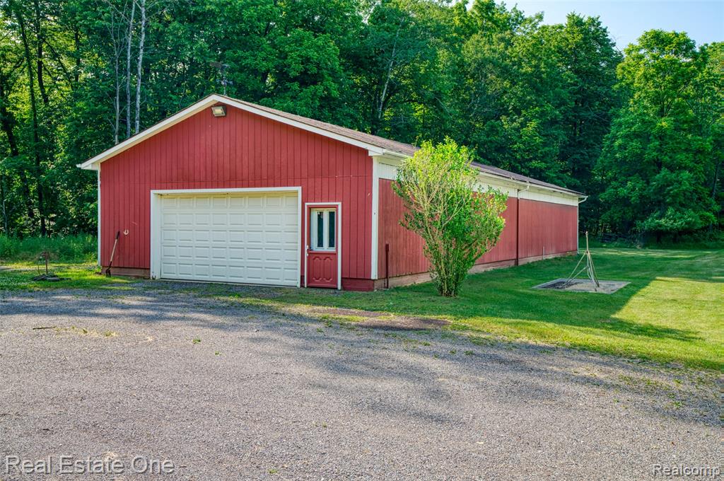 15060 Van Syckle Court, Gregory, MI 48137 — Photo 5