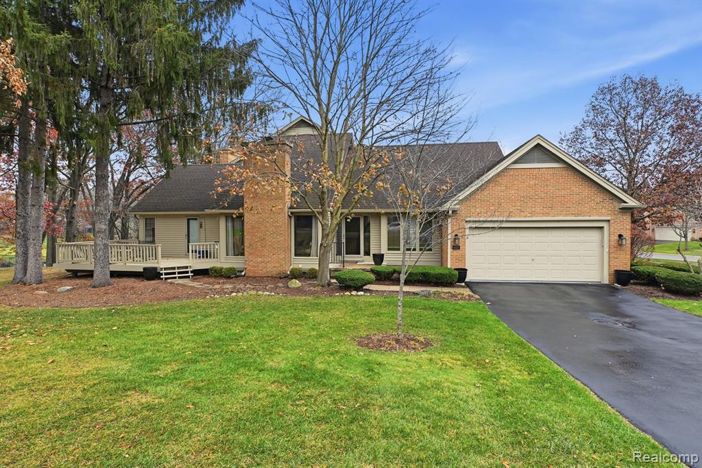 4535 4535 Golf View Dr Drive, 97, Brighton, MI 48116 — Photo 2