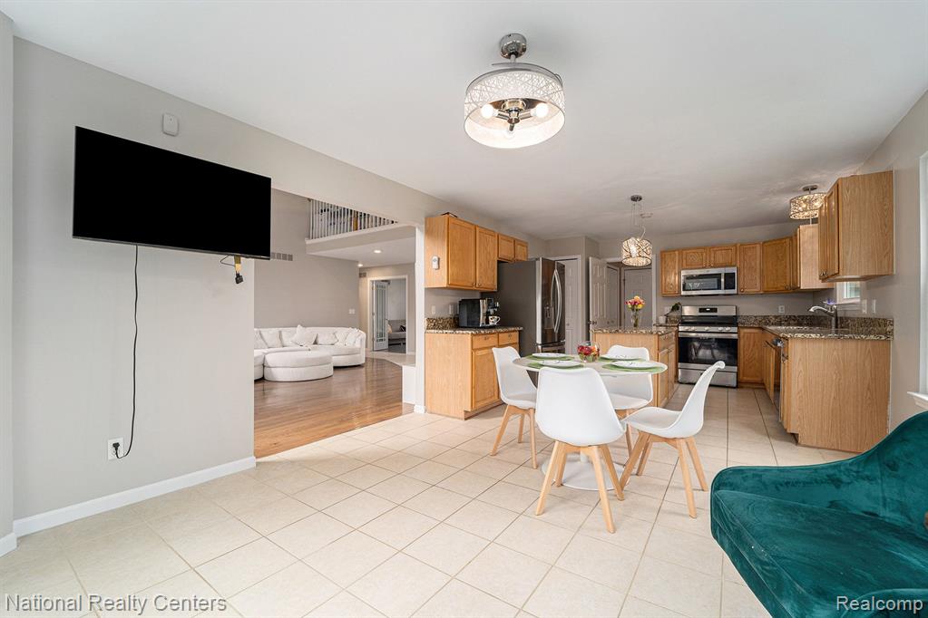 3065 FENVIEW Drive, Ann Arbor, MI 48108 — Photo 13