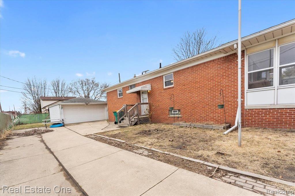 922 5TH Street, Wyandotte, MI 48192 — Photo 27