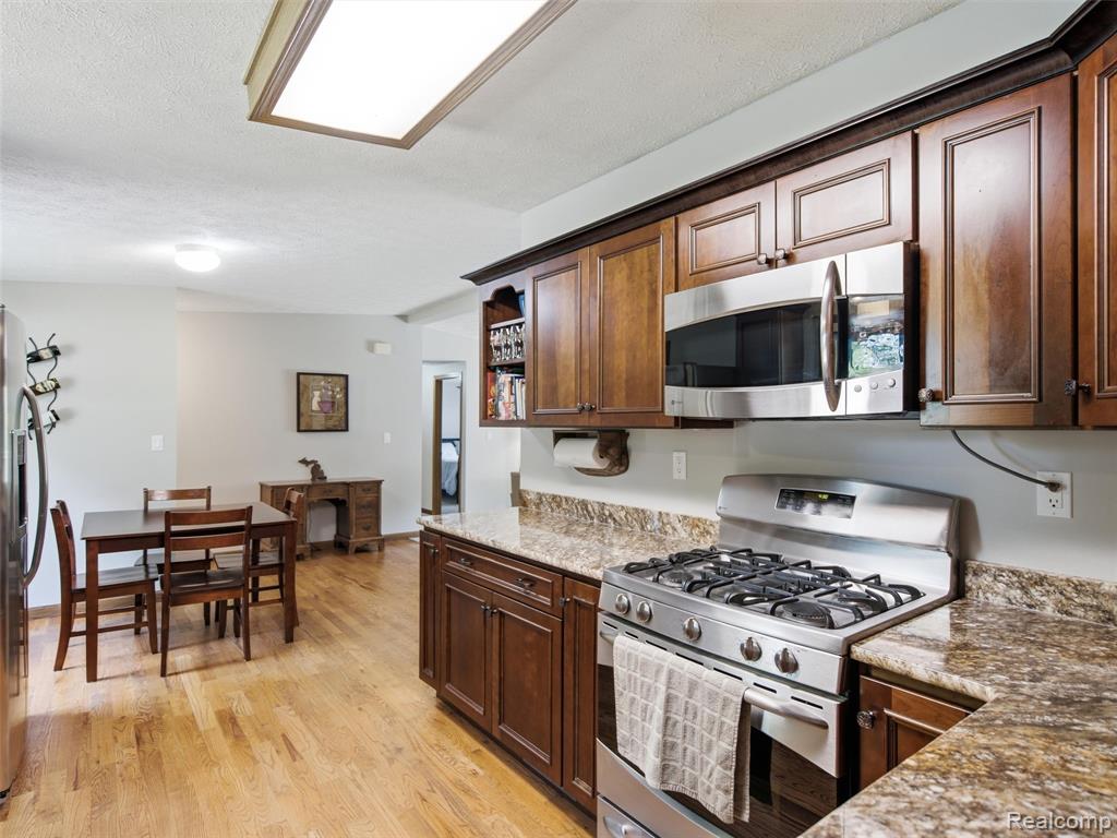 5003 Mason Road, Howell, MI 48843 — Photo 14