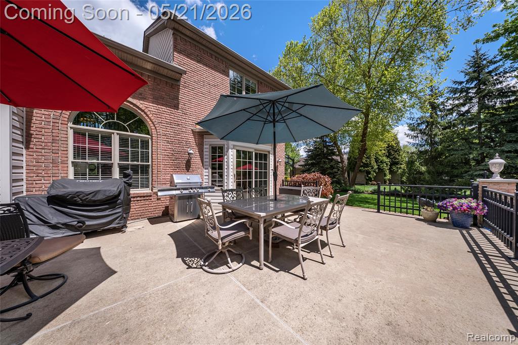 8425 Grays Drive, Grosse Ile, MI 48138 — Photo 46