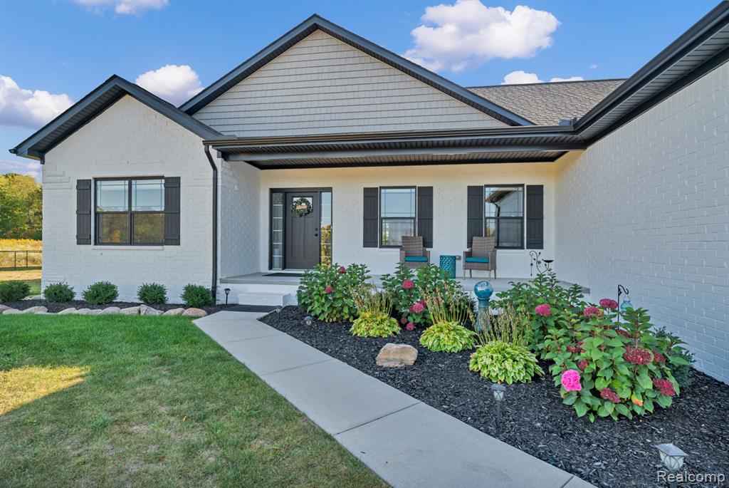 5580 Reynolds Road, Imlay City, MI 48444 — Photo 2