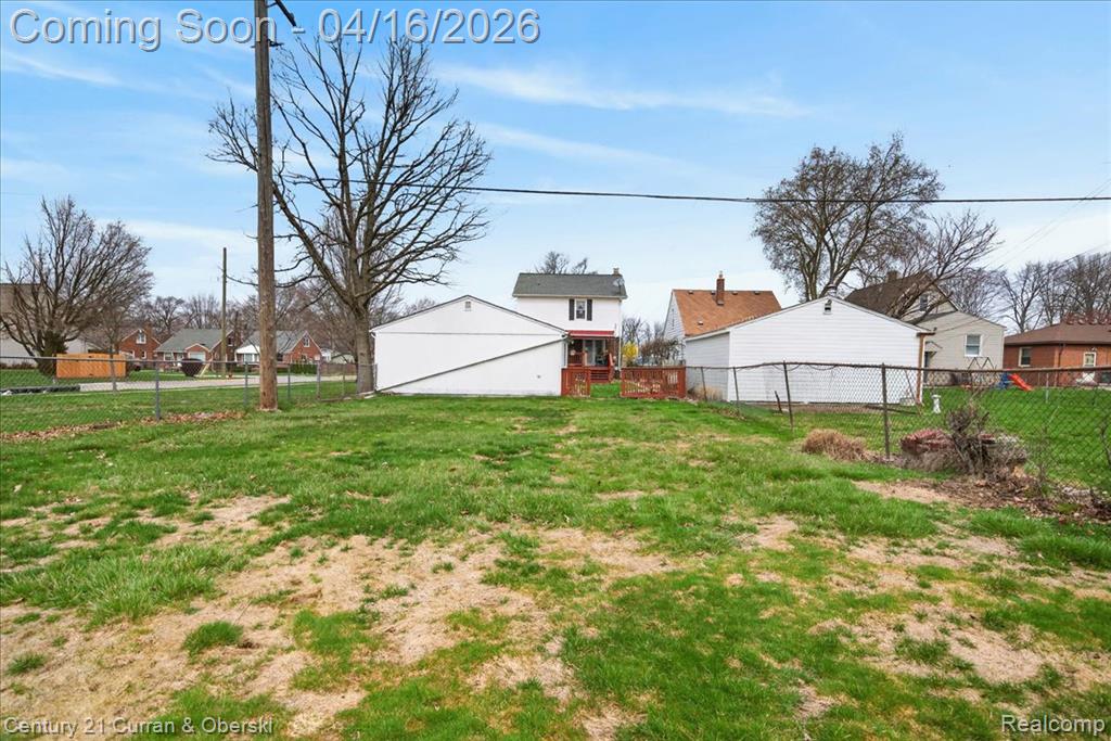 649 Phillips Avenue, Clawson, MI — Photo 37