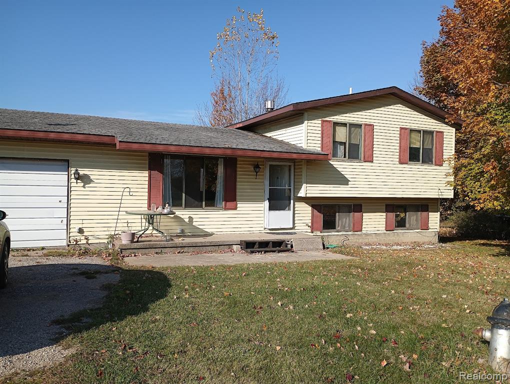 3145 Kings Mill Road, North Branch, MI 48461 — front exterior