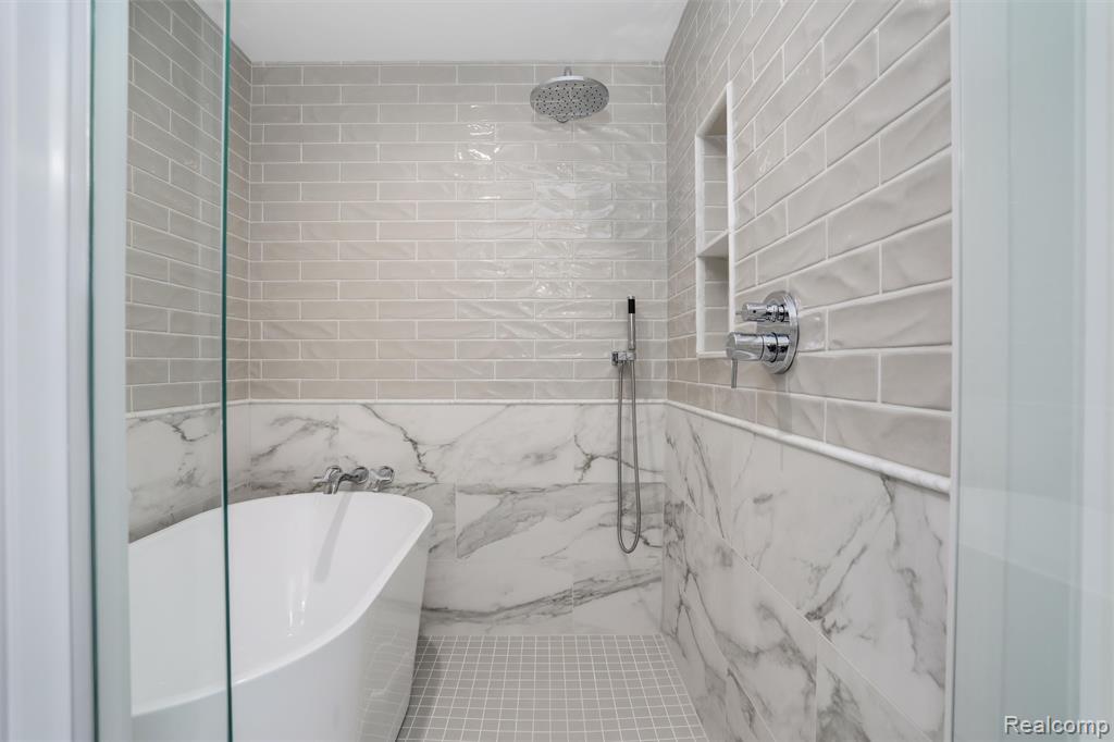 941 Viewland Drive, Rochester, MI 48309 — Photo 34