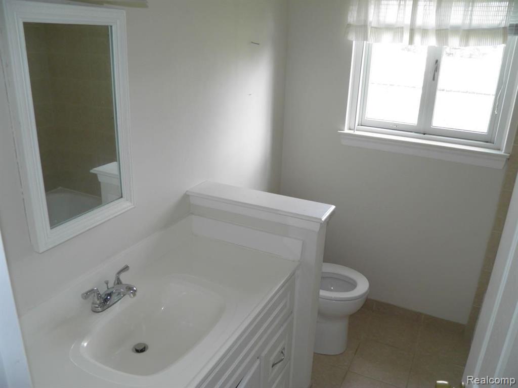 43805 HANFORD Road, Canton, MI 48187 — Photo 15