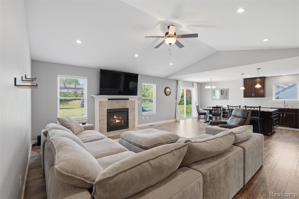 665 Marblewood Lane, Saline, MI 48176 — Photo 8