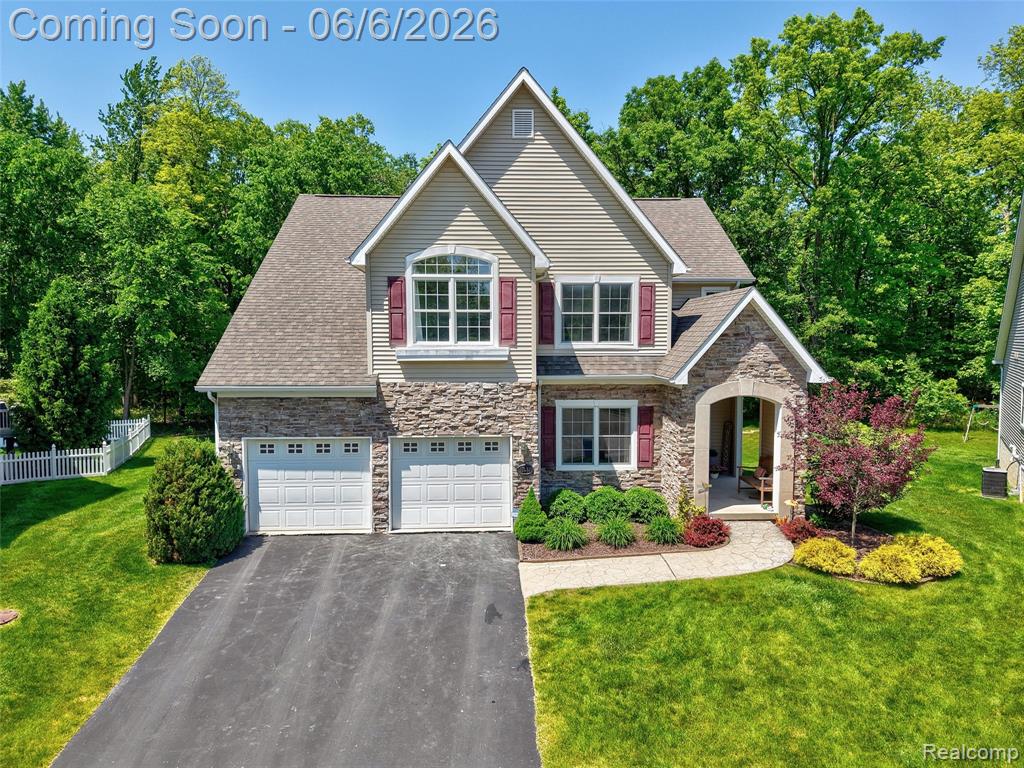 10242 Beacon Court, Grand Blanc, MI 48439