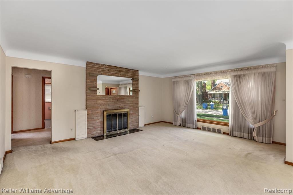 7320 Colonial Street, Dearborn Heights, MI 48127 — Photo 9