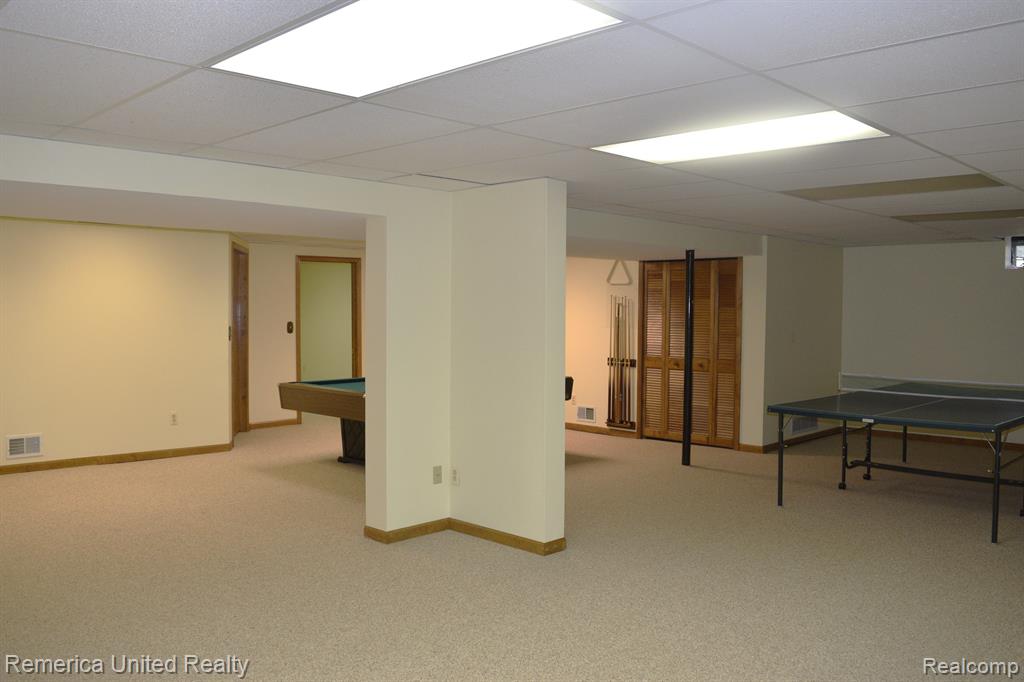 37786 Siena Drive, Farmington Hills, MI 48331 — Photo 29