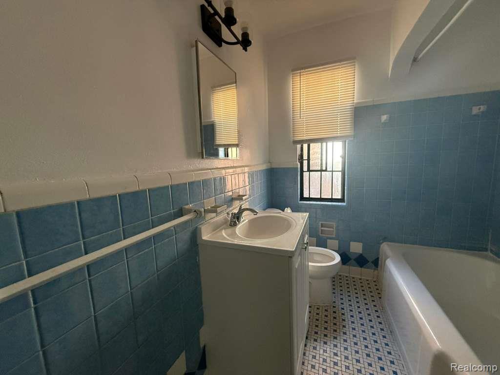 9747 Somerset Avenue, Detroit, MI 48224 — Photo 10