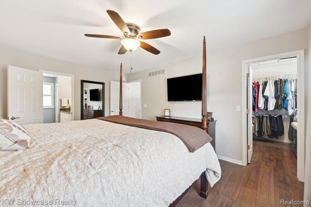 870 Chatham Drive, Milford, MI 48381 — Photo 27