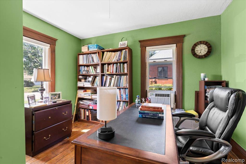 32 CEDAR Street, Ortonville, MI 48462 — Photo 8