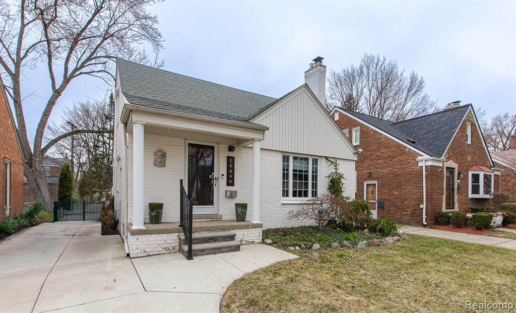 10846 Hart Avenue, Huntington Woods, MI — Photo 2