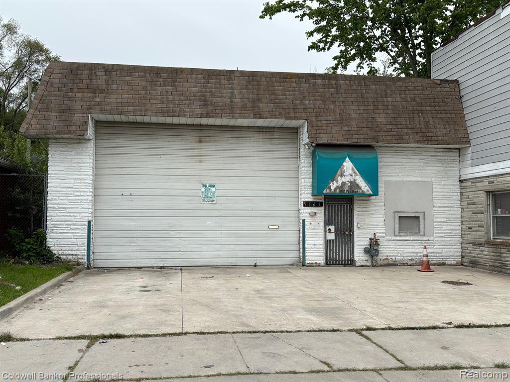 9181 WHITTIER Street, Detroit, MI 48224 — front exterior