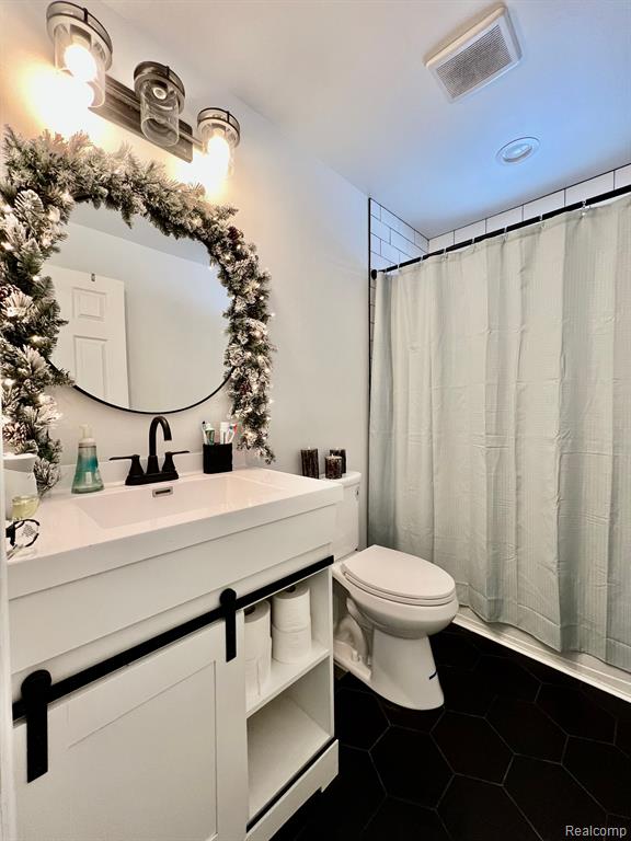 4245 Peck Road, Port Huron, MI 48060 — Photo 10