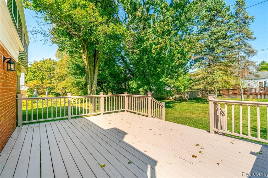 367 Pleasant Ridge Court, Saline, MI 48176 — Photo 16