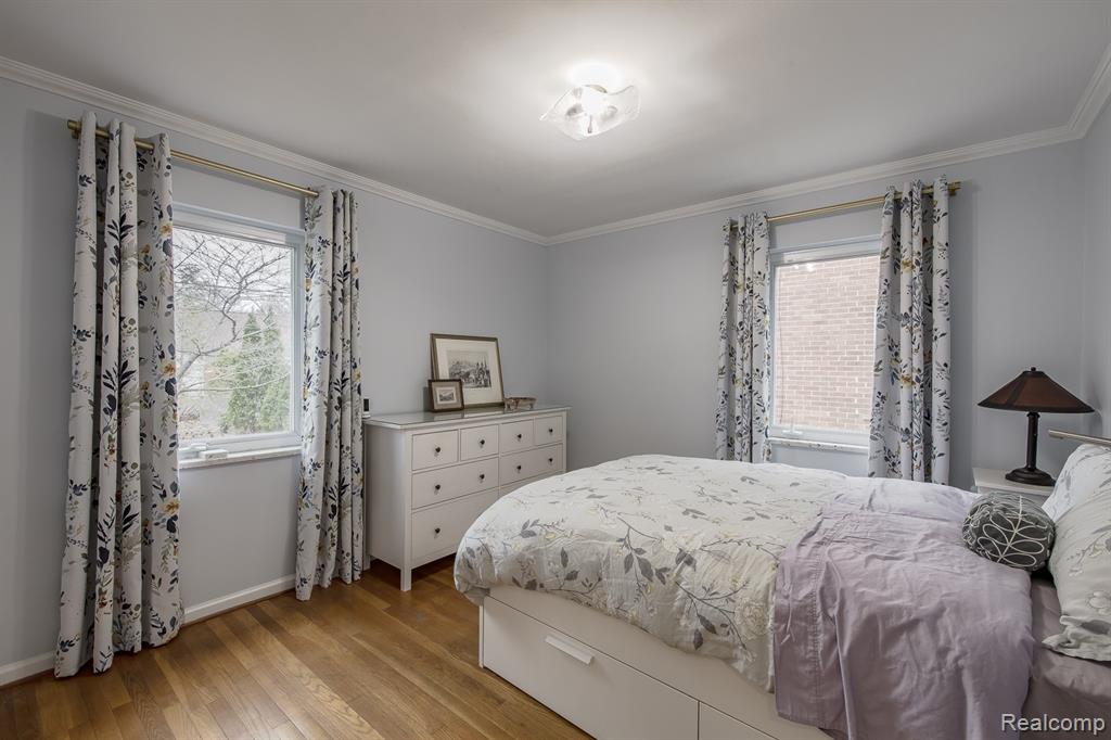 10846 Hart Avenue, Huntington Woods, MI — Photo 22