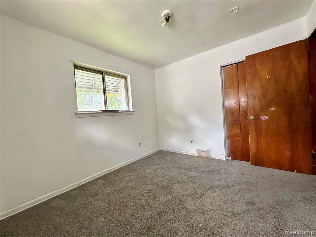 4936 Dudley Street, Dearborn Heights, MI 48125 — Photo 13
