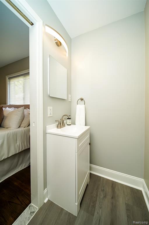 5367 E 13 Mile Road, Warren, MI 48092 — Photo 38