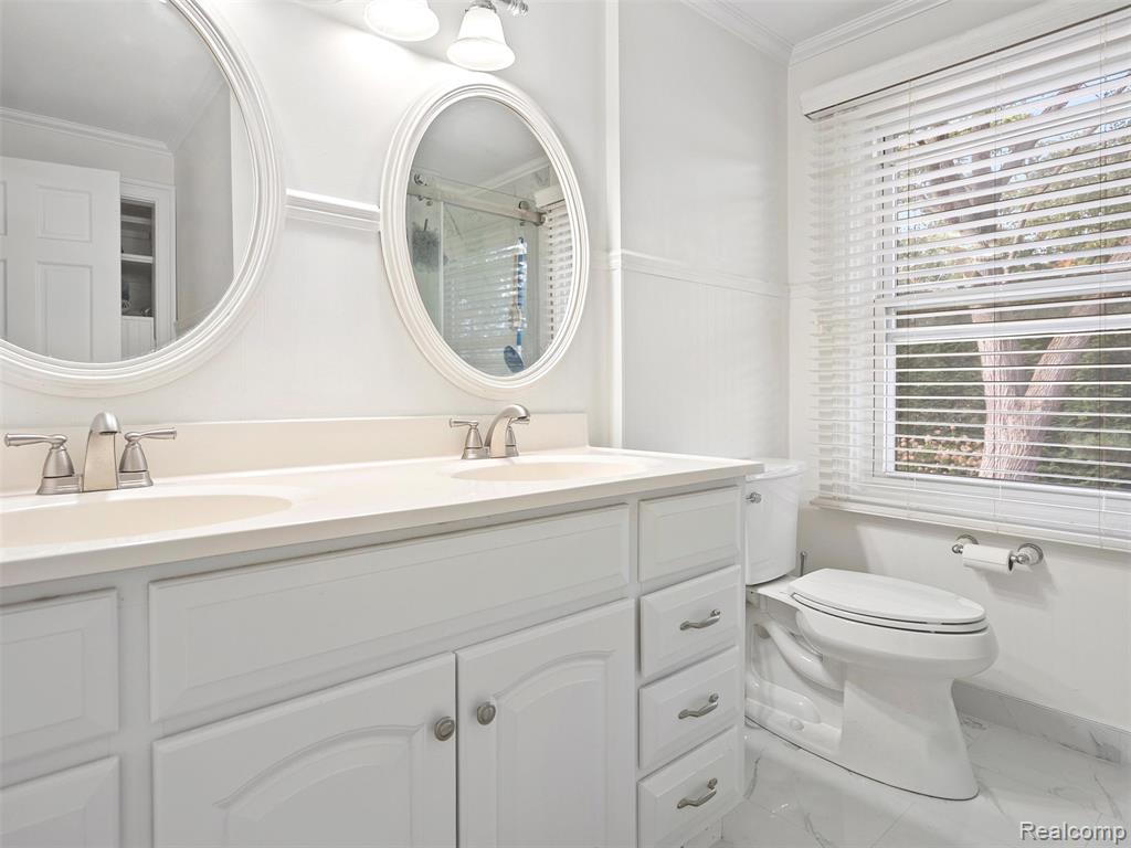 19938 S Waltham Road, Beverly Hills, MI 48025 — Photo 13