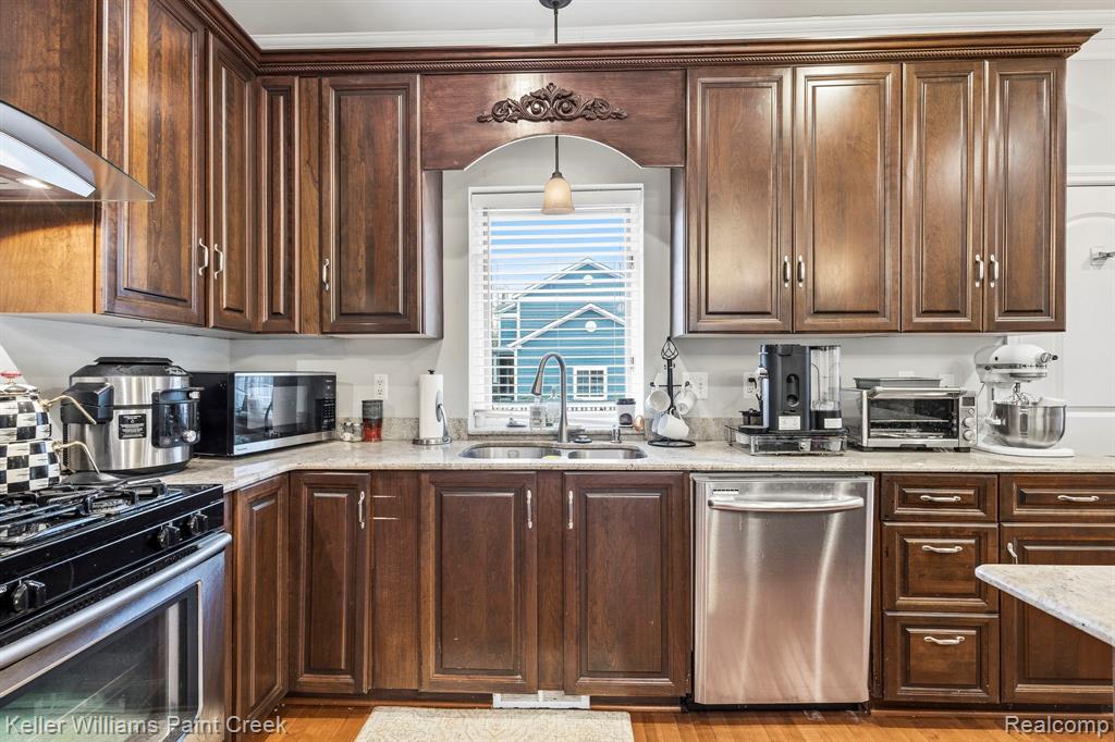418 Oak Street, Rochester, MI 48307 — Photo 21