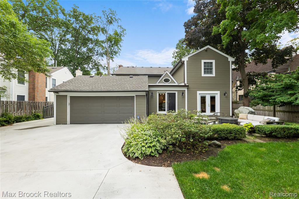 639 N Glenhurst Drive, Birmingham, MI 48009 — Photo 17