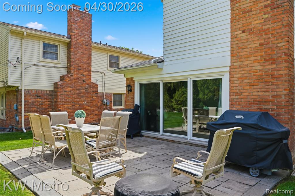 34180 Schulte Drive, Farmington, MI 48335 — Photo 31