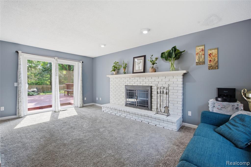 5385 Milane Circle, Clarkston, MI — Photo 2