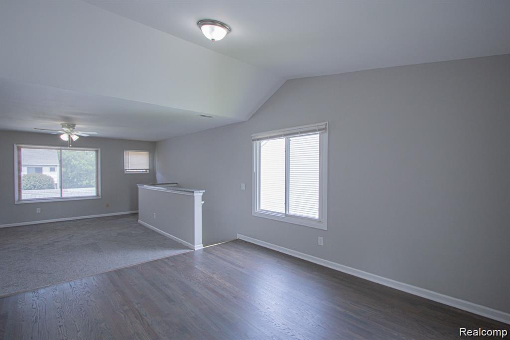 75 ROSEBUD Lane, Mount Clemens, MI 48043 — Photo 12