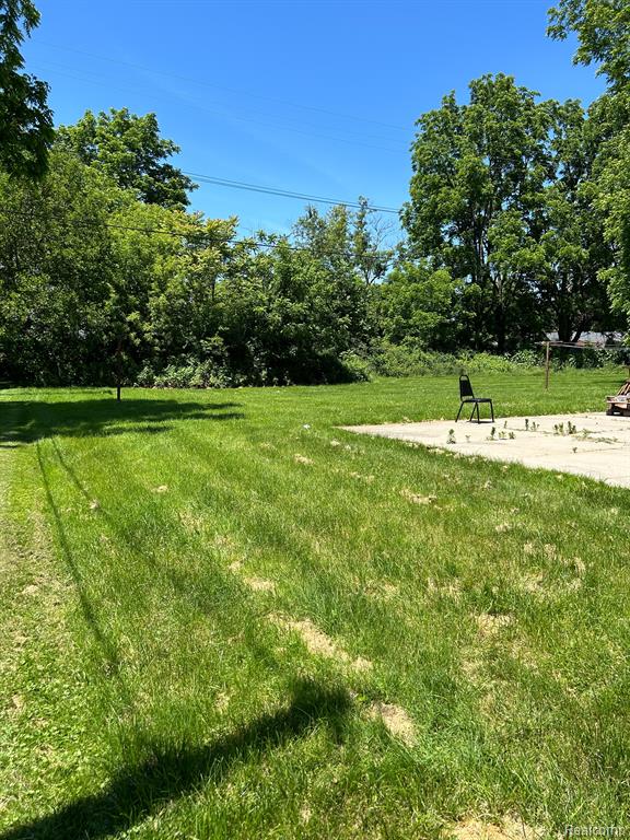 80375 MAIN Street, Memphis, MI, 00000