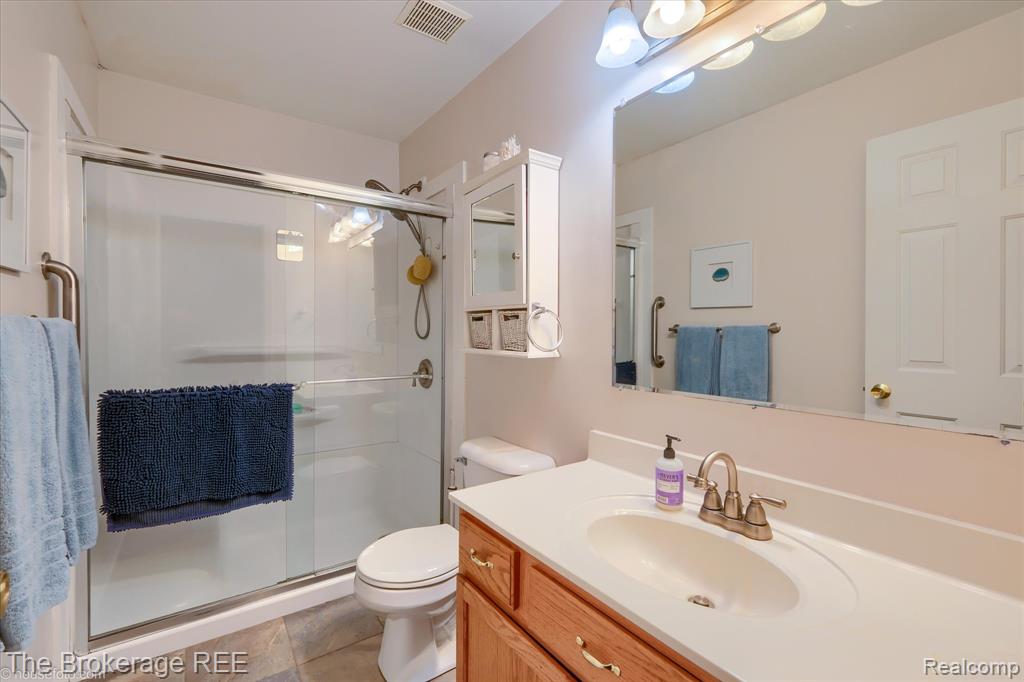 5281 Magnolia Drive, Grand Blanc, MI 48439 — Photo 28