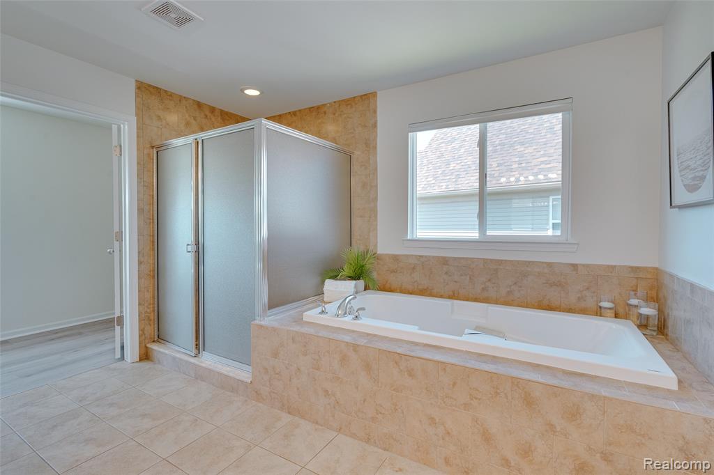 28386 Cottage Lane, New Hudson, MI 48165 — Photo 33