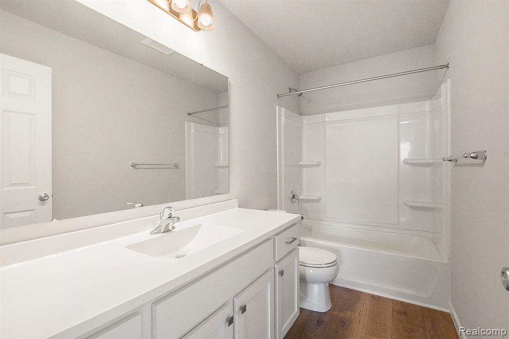 8377 Majestic Boulevard, Fowlerville, MI 48836 — Photo 19