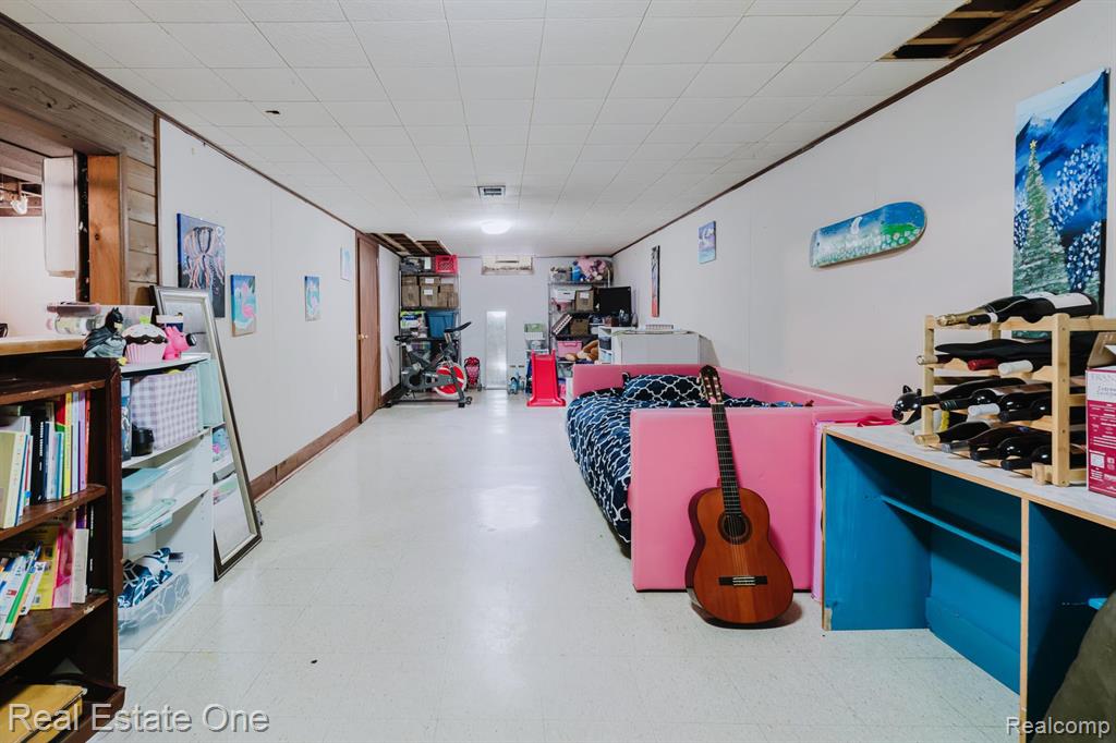 52471 Ihla Street, Shelby Twp, MI 48316 — Photo 23