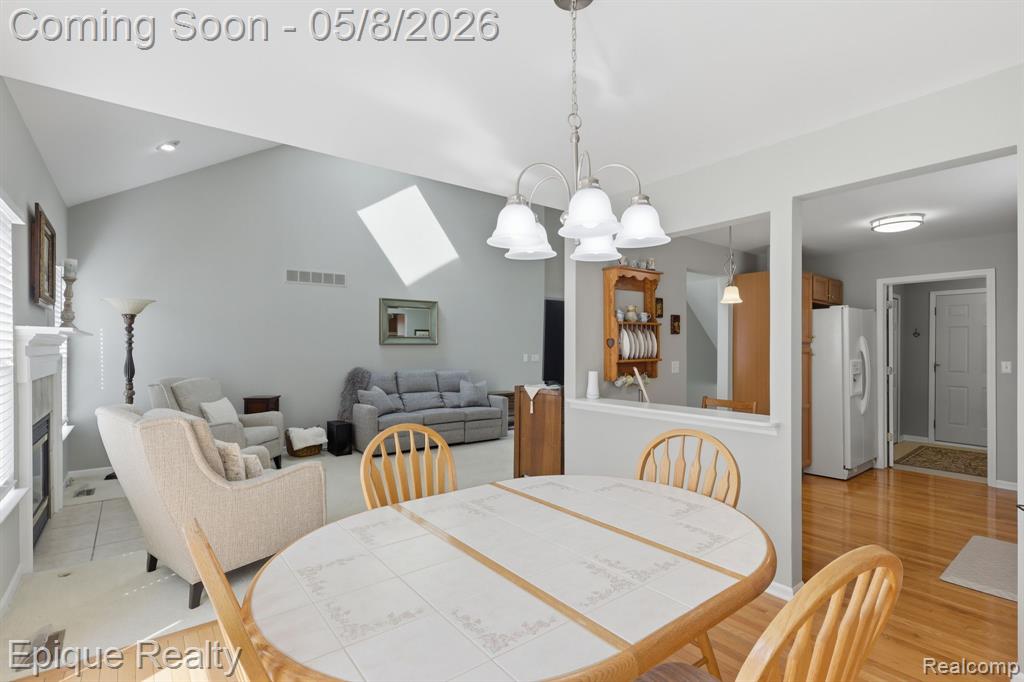 753 Woodhaven Drive, Commerce Twp, MI 48390 — Photo 15