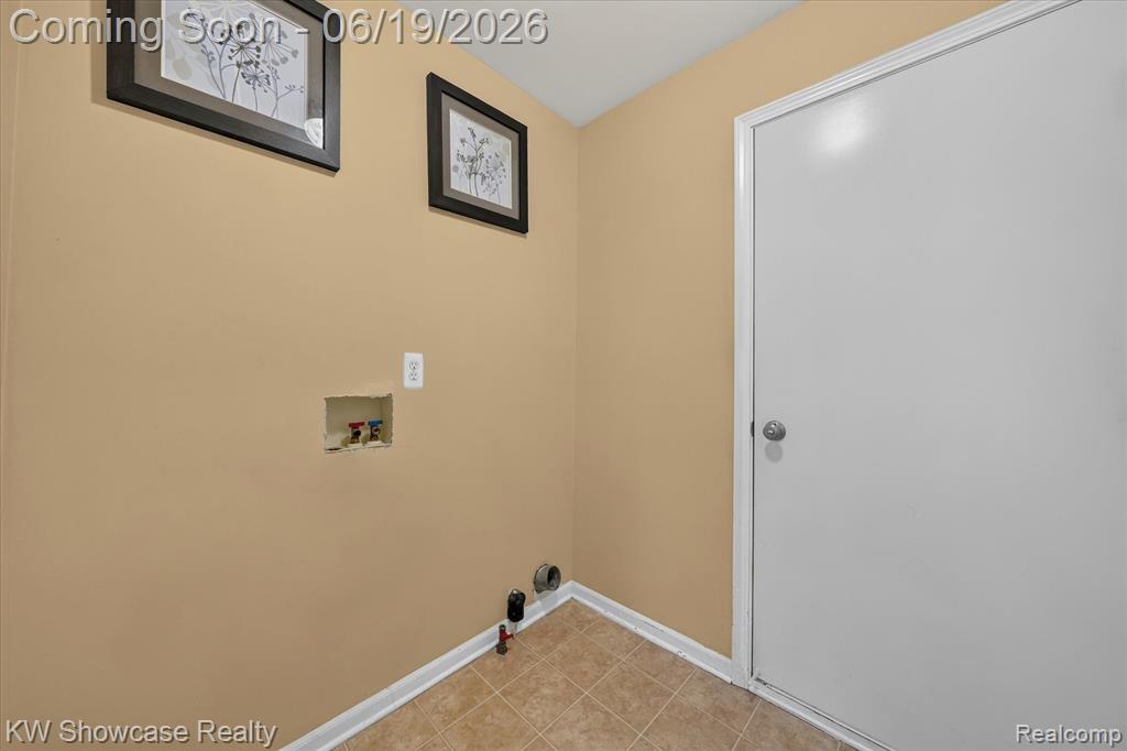 8196 Loon Lane, Grand Blanc, MI 48439 — Photo 22