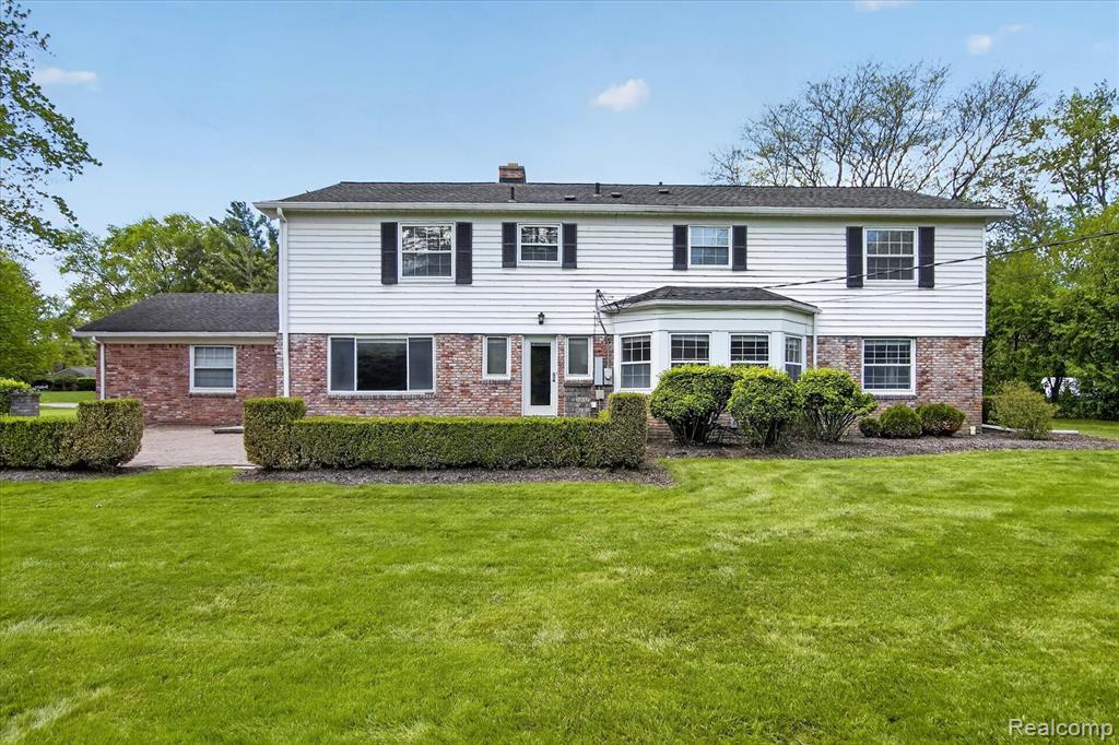 5447 Lahser Road, Bloomfield Hills, MI 48304 — Photo 45