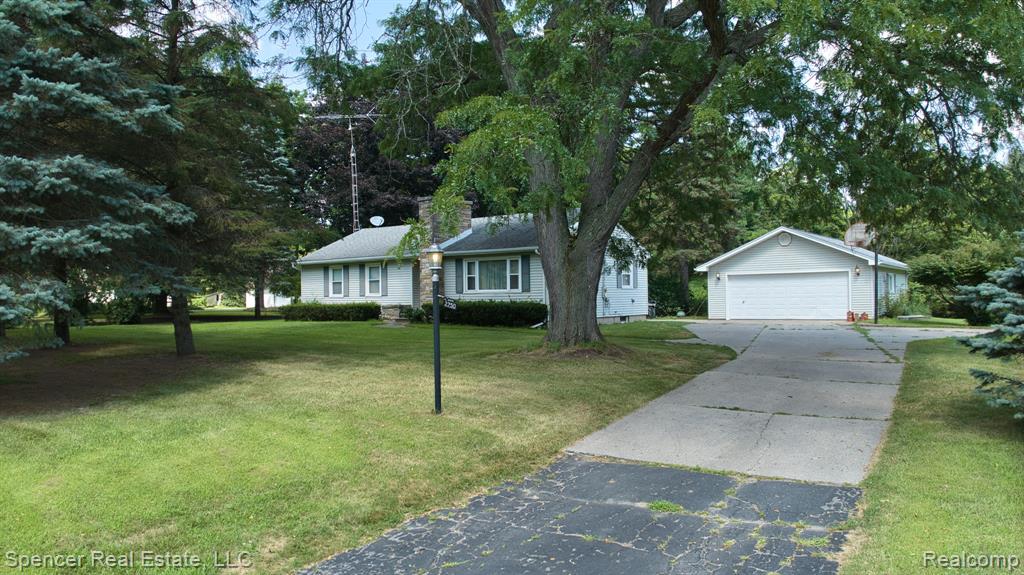 2750 College Road, Holt, MI 48842 — Photo 9
